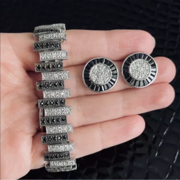 Black & White CZ Sterling Tennis Bracelet & Stud Earrings Geometrical S… - Picture 4 of 12